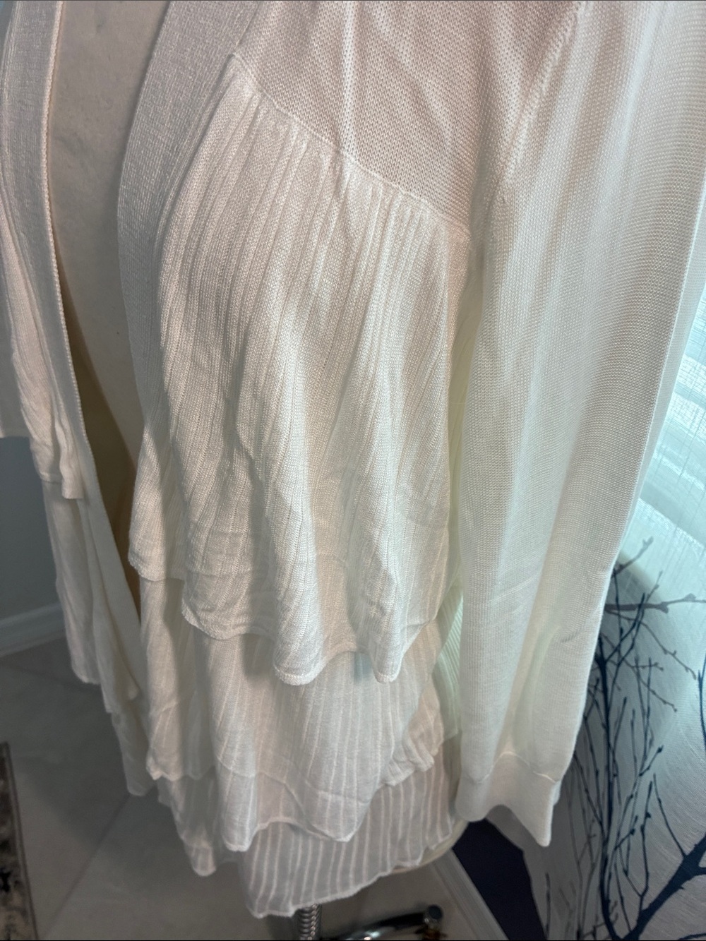 WHBM White Ruffle Open-Front Cardigan - Picture 3 of 8